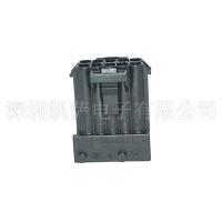 TE Connectivity  汽車連接器   1-965423-1