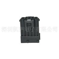 TE Connectivity  汽車連接器   1-965423-1